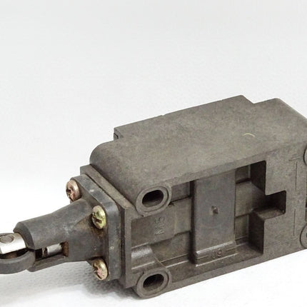 Schmersal TR336-11z  Positionsschalter - Maranos.de