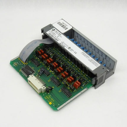 Allen-Bradley SLC 500 / 1746-OB16 Output Module Ser. D - Maranos.de