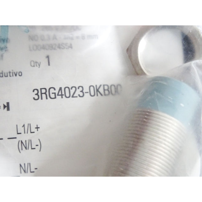 Siemens Induktiver Sensor 3RG4023-0KB00 / Neu OVP - Maranos.de