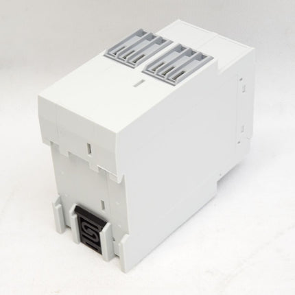 Allen-Bradley 813S-V3-400V Ser.B Voltage Relay / Neu - Maranos.de