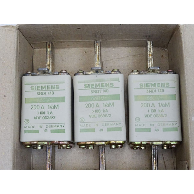 Siemens 3ND1140 660V~ 200A / Inhalt : 3 Stück / Neu OVP - Maranos.de