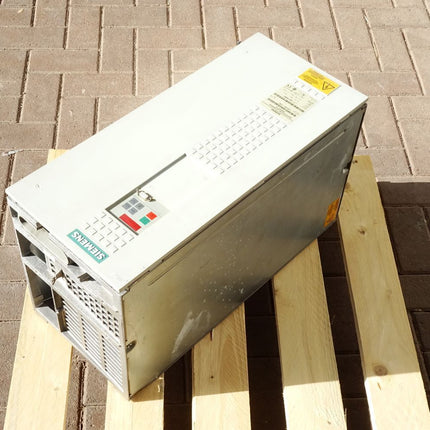 Siemens Simovert Wechselrichter 6SE7024-7TD61 mit Optionskarte 6SE7098-2XX84-0AH0 6SE7090-0XX84-0AH2 6SE7090-0XX84-0FF5 6SE7090-0XX84-0KA0 6SE7090-0XX84-0AB0 - Maranos.de