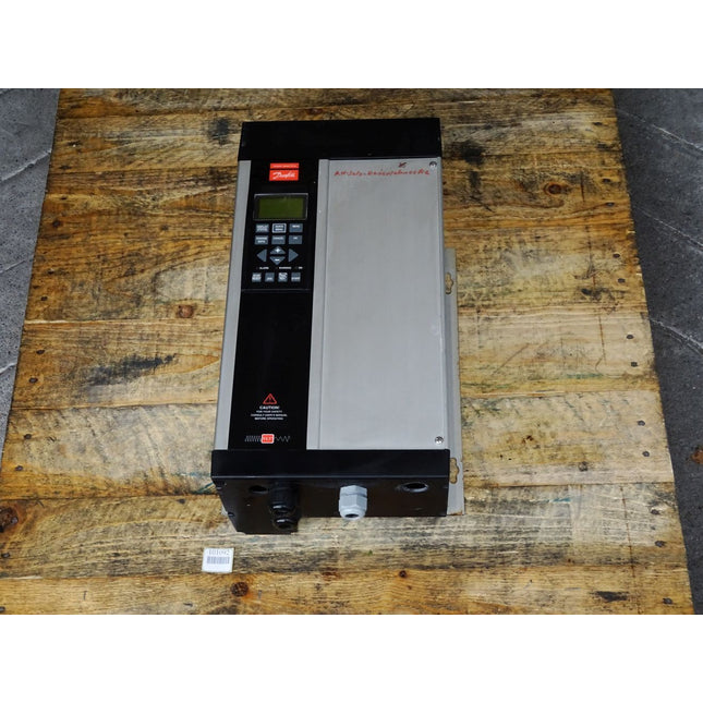 Danfoss 175Z0269 VLT5004PT5C54STR3DLF00A00C0 Frequenzumrichter 2.2kW - Maranos.de