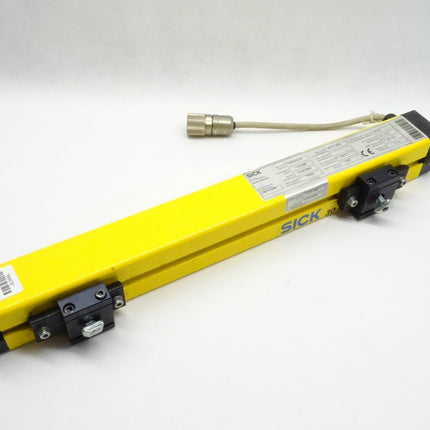 Sick FGSS450-23 elektronische Lichtschranke SENDER 1012588 / 24V / 30-FGS - Maranos.de