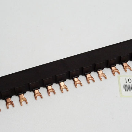 Siemens 3RV1915-1CB 3-Phasen-Sammelschiene / Neu - Maranos.de