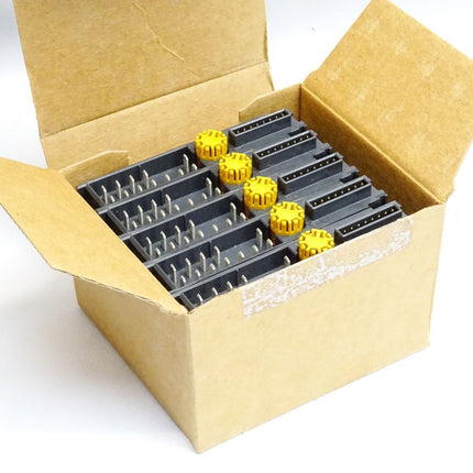 Siemens 6ES7132-4HB10-0AB0 6ES7 132-4HB10-0AB0 Inhalt:5 Stück / Neu - Maranos.de