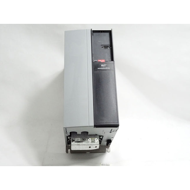 Danfoss VLT Automation Drive 131F7527 FC-302P11KT5E20H1 Frequenzumrichter 11kW - Maranos.de