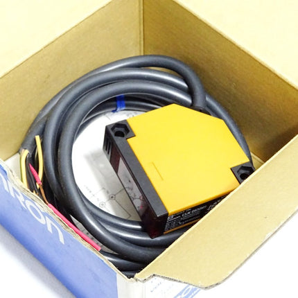Omron E3JK-DS30M1 Photoelectric sensor / Neu OVP - Maranos.de