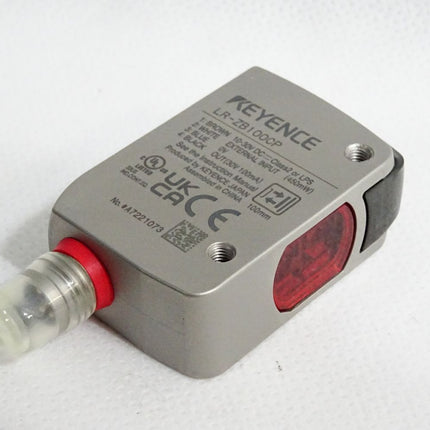 Keyence LR-ZB100CP Abstandsbasierter Lasersensor / Neu - Maranos.de
