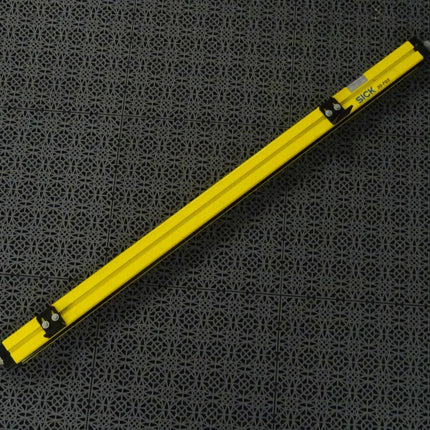 Sick FGSE1050-22 Lichtvorhang Empfänger / 1012499 - Maranos.de