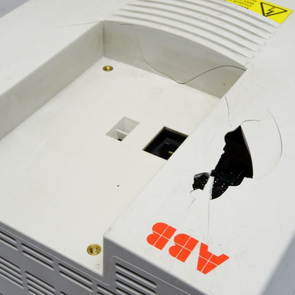 ABB AC Drive ACS300 ACS30108P73DE ACS301-08P7-3 DEFEKT - Maranos.de