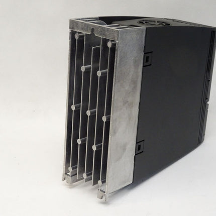 Siemens Sinamics G120C USS/MB 0.55kW 6SL3210-1KE11-8AB1 / Neuwertig - Maranos.de