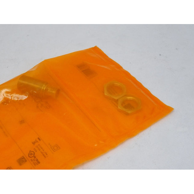 Ifm electronic Induktiver Sensor IGS206 IGB3008BAPKG/US-104 / Neu OVP - Maranos.de
