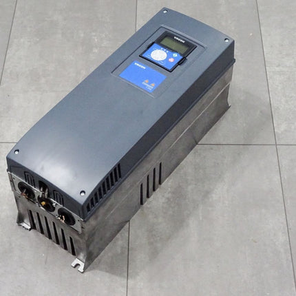 Vacon NXP00385A2H1SSSA1A3000000 NXP00385-A2H1SSS-A1A3000000+QGLM+FL23+DPAP+DLDE - Halterung gebrochen - Maranos.de