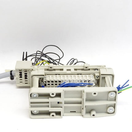 Epic Stecker Kontakteinsatz-Halterung H-BE24BF 10401300 H-BE24SF 10400300 - Maranos.de