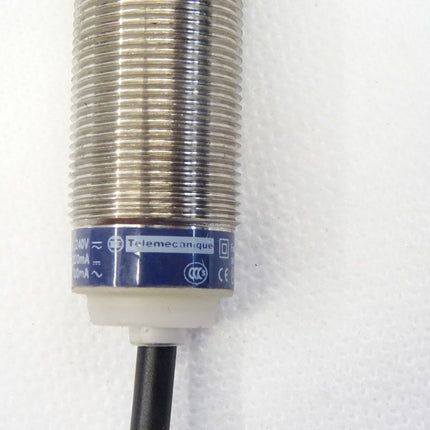 Telemecanique XS518B1MAL2 / Neu - Maranos.de