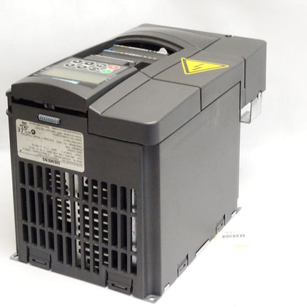 Siemens Micromaster 440 3kW 6SE6440-2AD23-0BA1 mit AOP 6SE6400-0AP00-0AA1 - Maranos.de