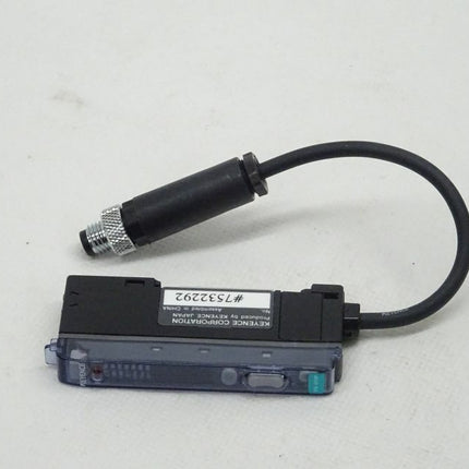 Keyence FS-V11P Lichtleiter-Messverstärker / FSV11P - Maranos.de