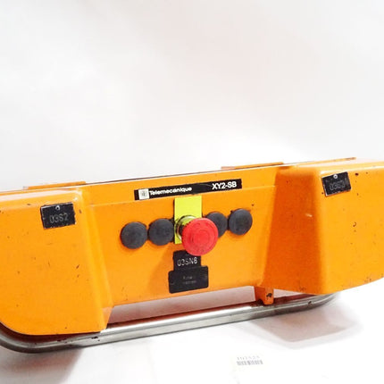 Telemecanique XY2-SB XY2-SB71 XY2SB71 Zweihand-Steuerstand, 2 Befehlsgeräte+1 NotHalt/Not-Aus Preventa XY2 - Maranos.de