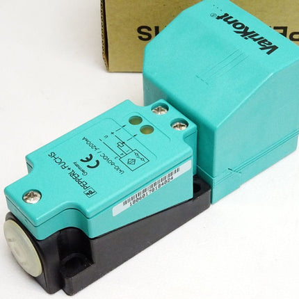 Pepperl+Fuchs Induktiver Sensor NJ40+U1+E 084526 29854S 108416S 84457 / Neu OVP - Maranos.de