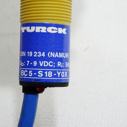 Turck BC5-S18-Y0X Zoom  Kapazitiver Sensor / Neuwertig - Maranos.de
