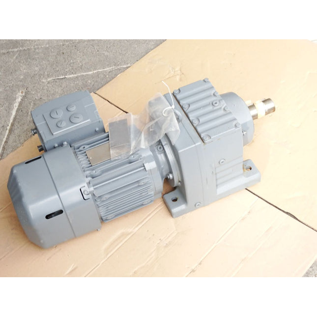 SEW Eurodrive Getriebemotor R67 DRE90M4BE2/MSW/CK0/TF R67DRE90M4BE2/MSW/CK0/TF 1420/20r/min 1.1kW i69.75 Unbenutzt - Maranos.de