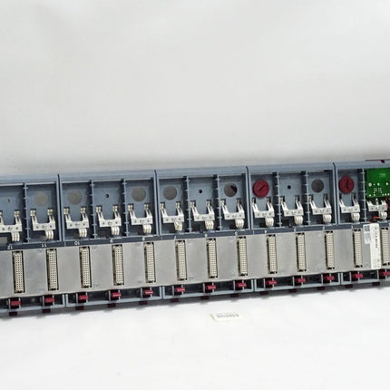 B&R 3BP150.41 2005 Rückwandmodul 15 Steckplätze - Halterungen gebrochen - Maranos.de