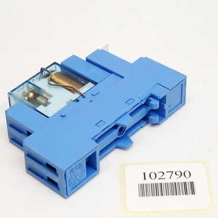 Finder 95.85.1 Sockel + Relais 40.61 16A 250V + 99.80.9.024.90 - Maranos.de