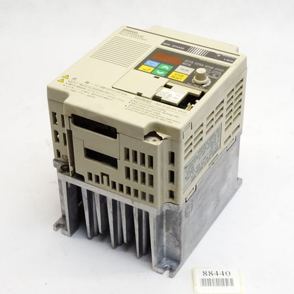 Omron Inverter 3G3JV-A4007 380-460V 50/60Hz 4.7A 0-400Hz - Maranos.de