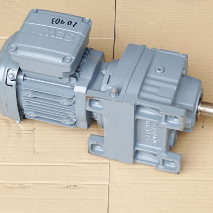 SEW Eurodrive Getriebemotor R37 DRS71S4 R37DRS71S4 0.37kW i55.76 1380/25rpm Unbenutzt - Maranos.de