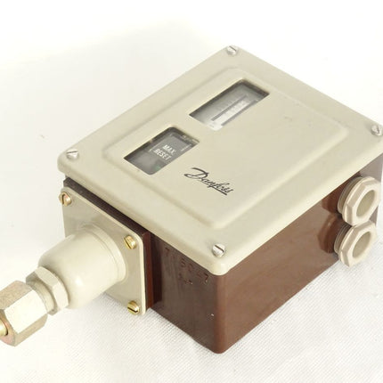Danfoss Hochdruckschalter Pressure Control 4-17bar 017-5047 / Neu - Maranos.de
