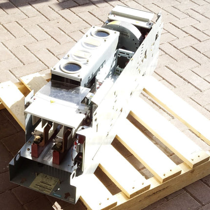 Siemens Wechselrichter Simovert 6SE7031-0TE60-Z ohne Optionskarte - Maranos.de