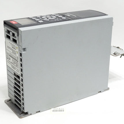 Danfoss VLT Automation Drive 131B0001 FC-302P4K0T5E20H1 4.0kW - Maranos.de