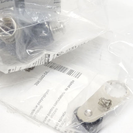 Siemens Positionsschalter 3SE5232-0BC05 3SE5000-0AK00 3SE5000-0AA24 Neu OVP - Maranos.de