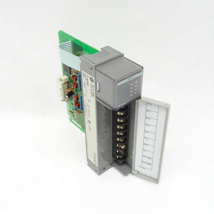 Allen Bradley SLC 500 Eingabemodul 1746-IB8 / 10-30VDC / 1746IB8 - Maranos.de