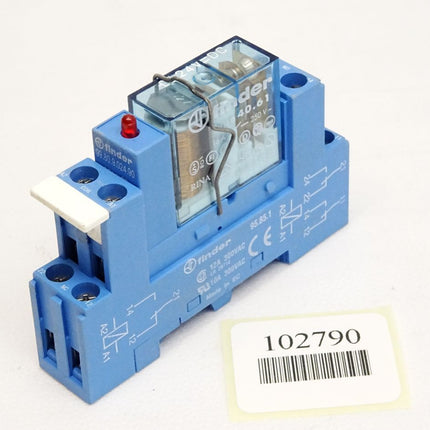 Finder 95.85.1 Sockel + Relais 40.61 16A 250V + 99.80.9.024.90 - Maranos.de