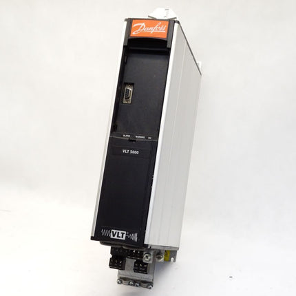 Danfoss VLT5000 VLT5001PT5B20STR3D0F10A00C0 175Z0530 Frequenzumrichter 1.7kVA - Maranos.de