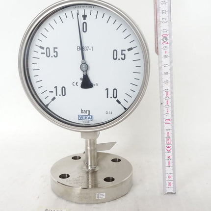 Wika Manometer nach EN 837-1 mit angebautem Druckmittler -1...+1 barg / 9226.01 990.26 / Neu - Maranos.de
