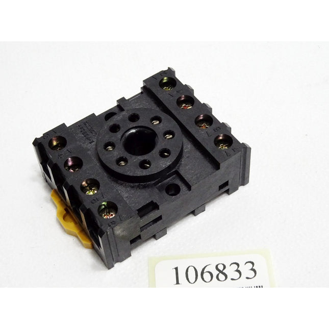 Omron Sockel PF083A-E / Neu - Maranos.de