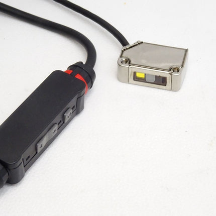 Keyence LR-X250  CMOS-Lasersensor / Neu - Maranos.de