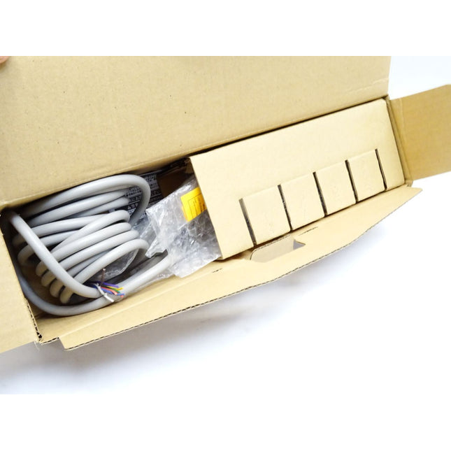 Patlite LR4-02WJN Signalsäule / Neu OVP - Maranos.de