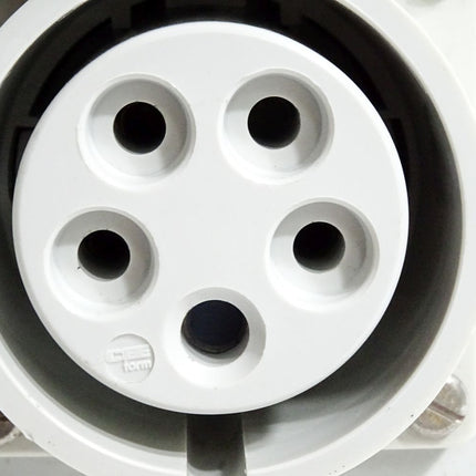 Mennekes 97574 Steckdosen-Kombination - Maranos.de