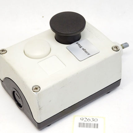 Siemens Pilzdrucktaster schwarz Drucktaster weiß mit Gehäuse + 3SB3420-1A + 3SB3420-0B - Maranos.de