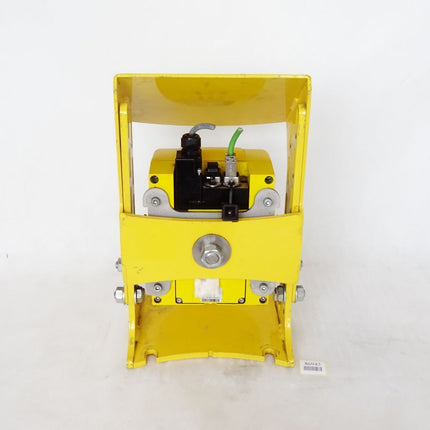 Sick S30A-6111CP / 1045652 Sichereitslaserscanner mit Halterung S3000/PLS - Maranos.de