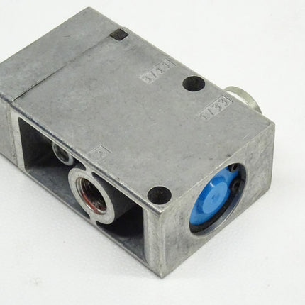 Festo 9984 Magnetventil VL/0-3-1/4 - Maranos.de