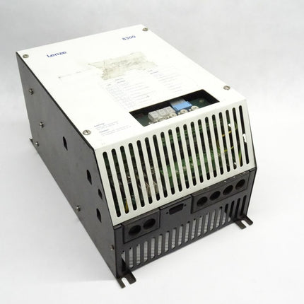 Lenze 8300 Frequenzumrichter 8306_E.1K.12 // 333072 // 1/7137/0793 - Maranos.de