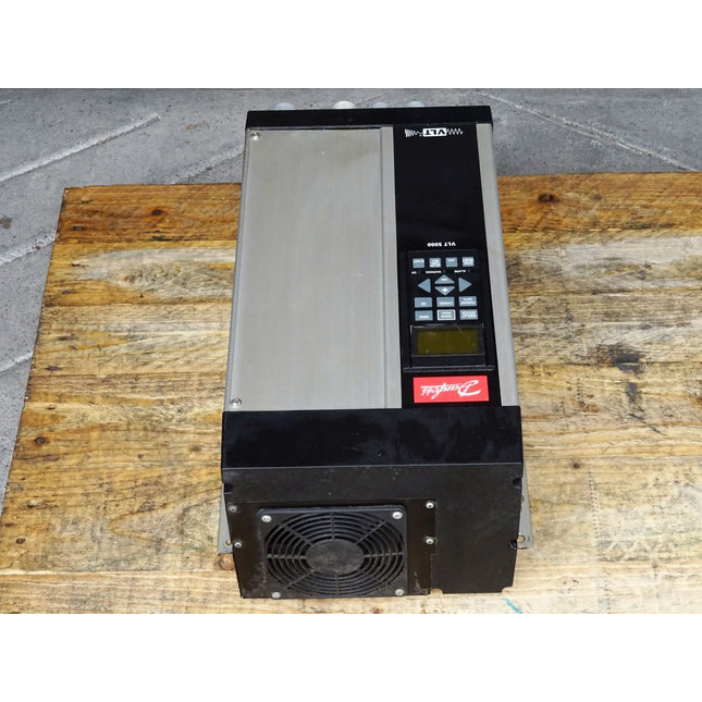 Danfoss 175Z0767 VLT5005PT5C54STR3DLF10A00C0 Frequenzumrichter 3kW - Maranos.de