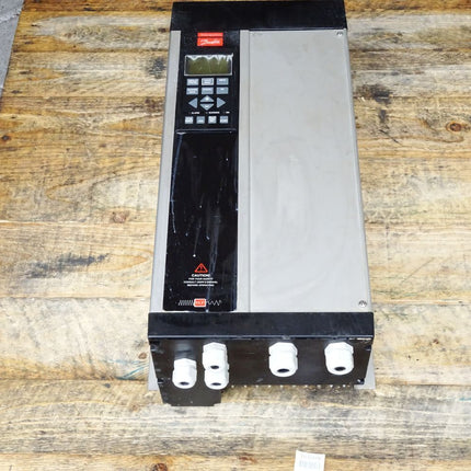 Danfoss 175Z0779 VLT5006PT5C54STR3DLF10A00 Frequenzumrichter 4kW - Maranos.de