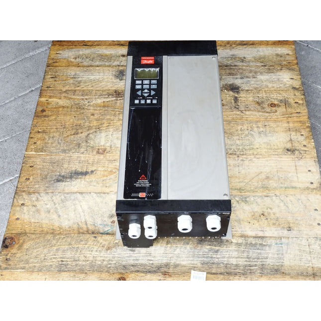 Danfoss 175Z0779 VLT5006PT5C54STR3DLF10A00 Frequenzumrichter 4kW - Maranos.de