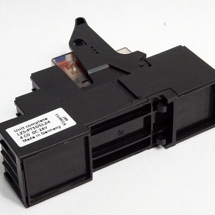 Siemens PT5D5L24 Steckrelais / Unbenutzt - Maranos.de